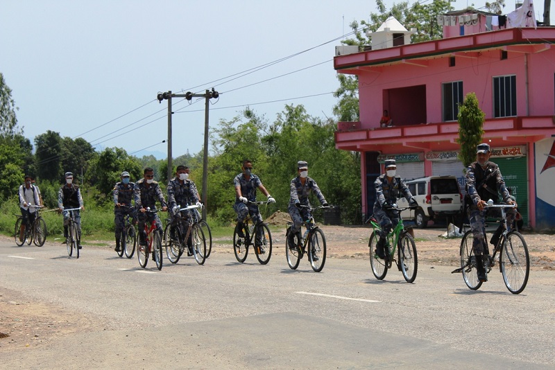 लकडाउनमा काठमाडौंमा थप कडाई,अब गल्लीमा निस्किए पनि पक्राउ पर्ने