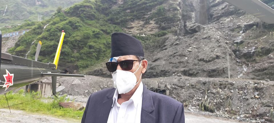 सभामुख अग्नी सापकोटा पहिरो पीडितको अवस्था बुझ्न सिन्धुपाल्चोक