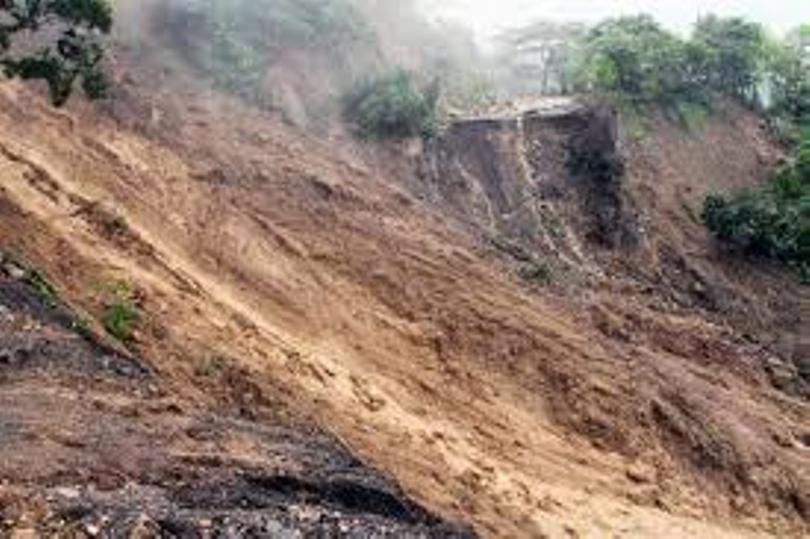 Landslide damages eight houses, takes away four vehicles