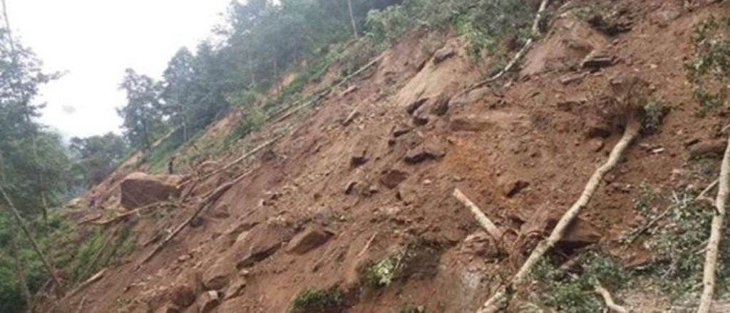 One goes missing in landslide