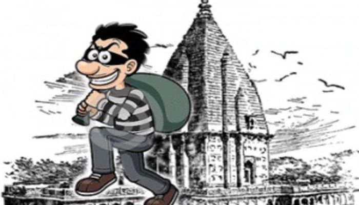 मनकामना मन्दिरबाट तीन लाख बराबर सामग्री चोरी