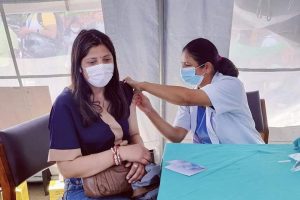 यी युवती जो एक वर्षदेखि नक्कली चिकित्सक बनिन्