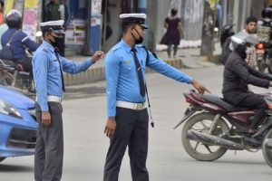 उपत्यकामा २४ घण्टामा २,४४५ चालक कारबाहीमा, २२ लाखभन्दा बढी राजस्व संकलन