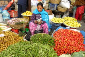 यस्ताे छ तरकारी र फलफूलको भाउ