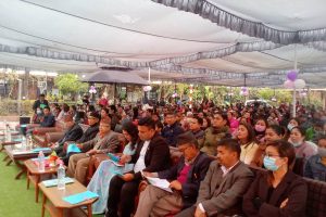 कक्षाकोठा देखाउन स्कुलले डाक्यो अभिभावकलाई