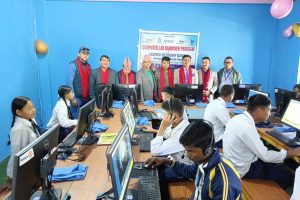 रोटरी क्लवद्वारा राष्ट्रिय मा.वि महादेवटारलाई कम्प्युटर ल्याव हस्तान्तरण