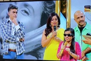 मेनुकालाई दिईयो एआई जडित चस्मा, अब मान्छे चिन्न र हिँड्न सक्ने