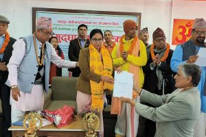 महानगर प्रमुख दाहालद्वारा वागीश्वरीमा पुस्तकालय उद्घाटन