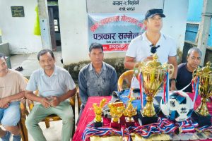 खैरहनीमा सर्वाधिक पुरस्कार रासीकाे गाेल्डकप हुने 