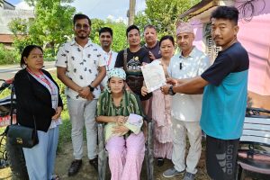गाँउ गाँउमा सिंहदरवारको अवधारणा आत्मसात गर्दै वडा कार्यालय,खैरहनी २ मा घरमै पुगरे जन्मदर्ता सेवा