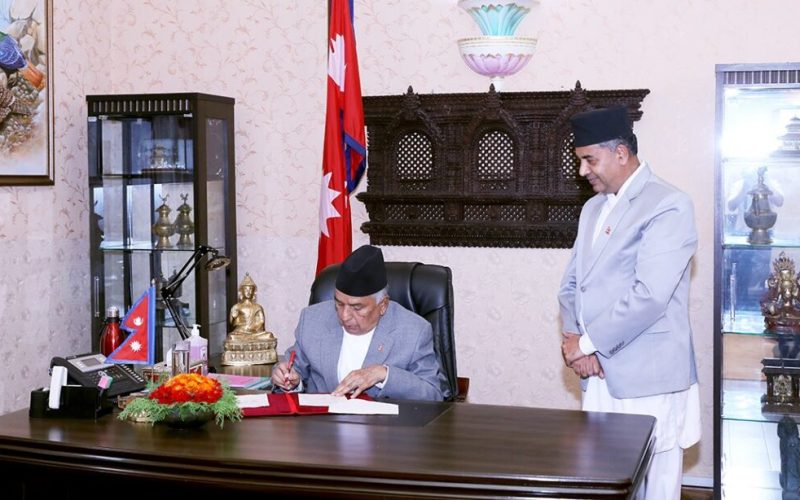 सङ्घीय संसद् अधिवेशन स्थगित, राष्ट्रपतिले मन्त्रिपरिषद्को सिफारिस स्वीकृत