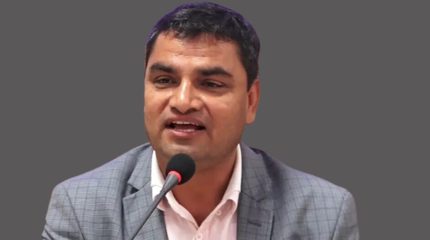 सिंहदरबार वैद्यखानाको कारोबार चार गुणा बढेकोमा प्रदीप पौडेलको खुसी
