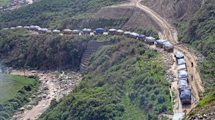 बञ्चरेडाँडामा पुनः फोहर अवरोध, स्थानीयवासीले सहमति कार्यान्वयनको माग कडा बनाए