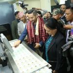 सुरक्षण मुद्रण केन्द्रमा सवारी चालक अनुमति पत्र छपाइ प्रक्रिया सुरु