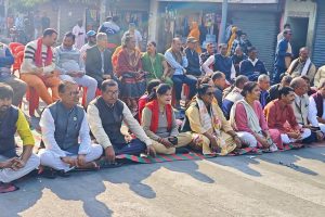 मधेस सरकार गठनविरुद्ध सात दलको आन्दोलन जारी, धर्ना र प्रदर्शनका कार्यक्रम तय