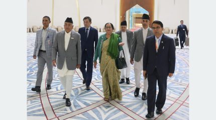 राष्ट्रपति पौडेल दोहा पुगे, कतारी समकक्षीसँग भेटवार्ता गर्ने तयारी