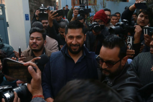 बालेनसँग ‘वान टू वान’ वार्ता सकेर निस्किए रवि लामिछाने