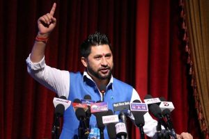 पुरानो प्रवृत्तिबाट बाहिर आउनुपर्छ, हल्का बन्ने छुट हामीलाई छैन : सभापति लामिछाने