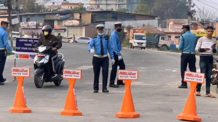 काठमाडौँमा ‘सप्राइज चेकिङ’ : एकैदिन १०१ चालक कारबाहीमा