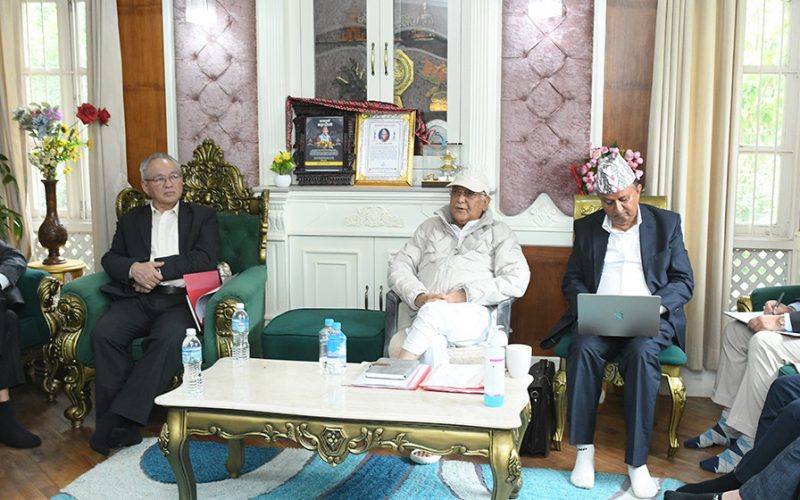 एमाले सचिवालय बैठक जारी