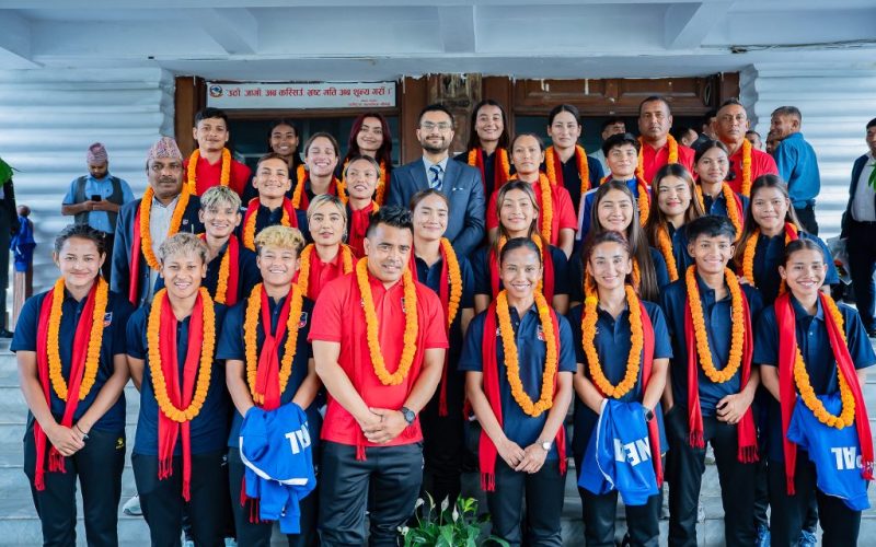 साफ महिला च्याम्पियनसिपअघि टोलीलाई बिदाइ गर्दै मन्त्री पोखरेलले भने– खेलाडी सम्मानमा सरकार प्रतिबद्ध