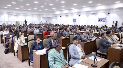 वैशाख २८ गते संघीय संसदको अधिवेशन आह्वान गर्न राष्ट्रपतिसमक्ष सिफारिस