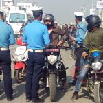 काठमाडौँमा २४ घण्टामा दुई हजारभन्दा बढी चालक कारबाहीमा