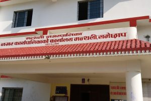 मन्थली नगरपालिकाले ल्यायो १ अर्ब ३ करोड २० लाखको बजेट