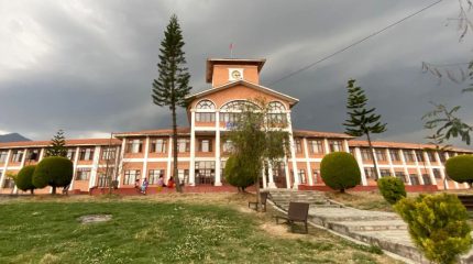 त्रिविका आंगिक क्याम्पसमा विद्यार्थी संगठनका संरचना ६० दिनभित्र हटाउन निर्देशन