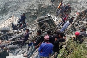 बझाङमा बोलेरो दुर्घटना: ३ को मृत्यु, १२ घाइते