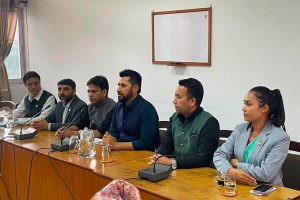 सामाजिक सद्भाव कायम गर्न क्षेत्रमा जान सांसदलाई रवि लामिछानेको निर्देशन