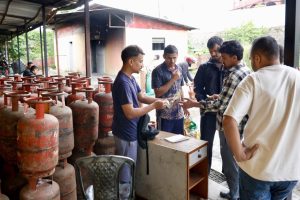 ग्यासमा कालोबजारी रोक्न बजार अनुगमन तीव्र, डिपोमा सुरक्षाकर्मी परिचालन