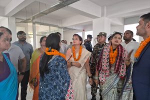 मन्त्री मेहताद्वारा स्वास्थ्य विज्ञान प्रतिष्ठानको प्रस्तावित जग्गा अवलोकन